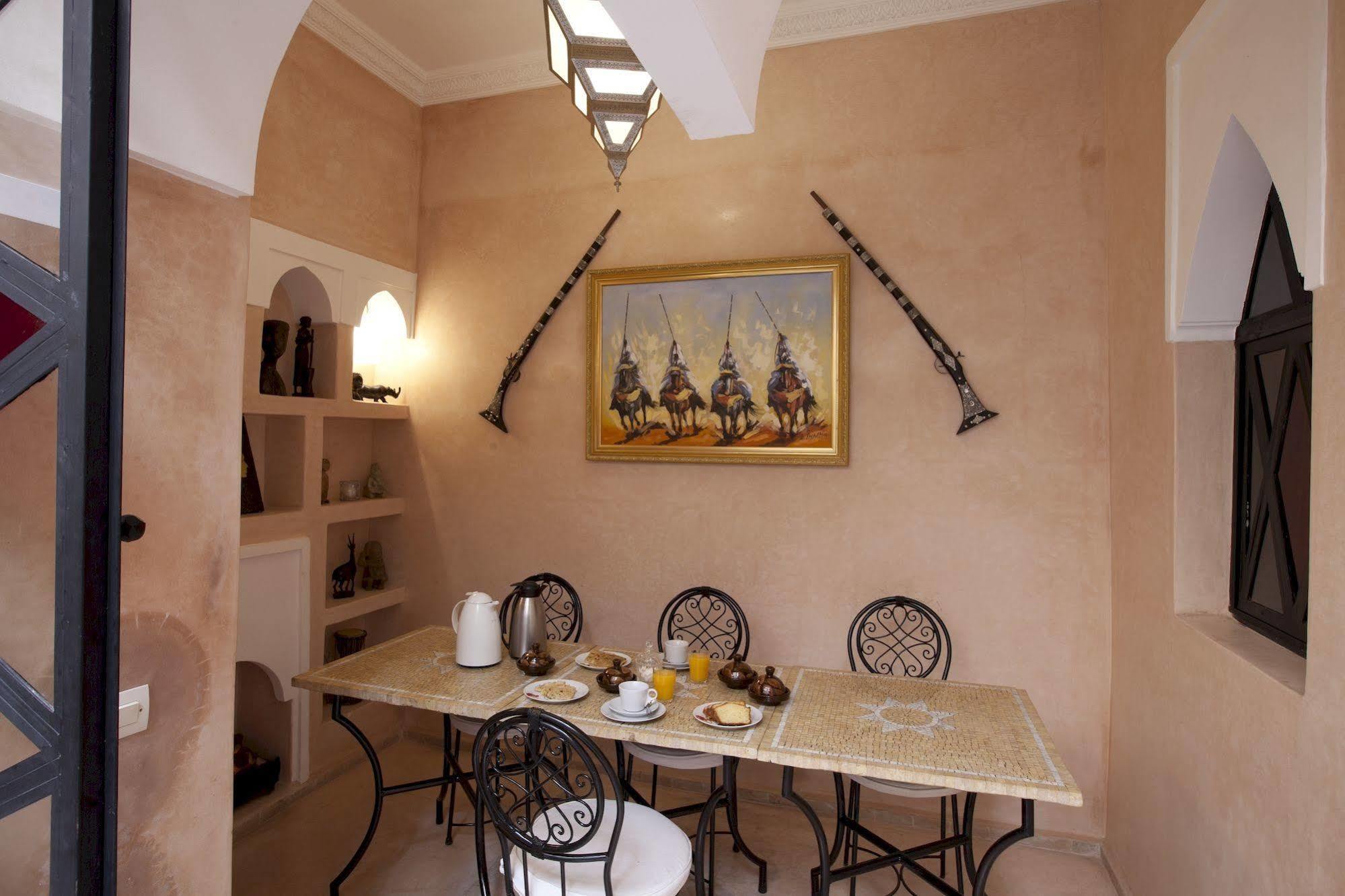 Riad Le Rubis Маракеш Екстериор снимка
